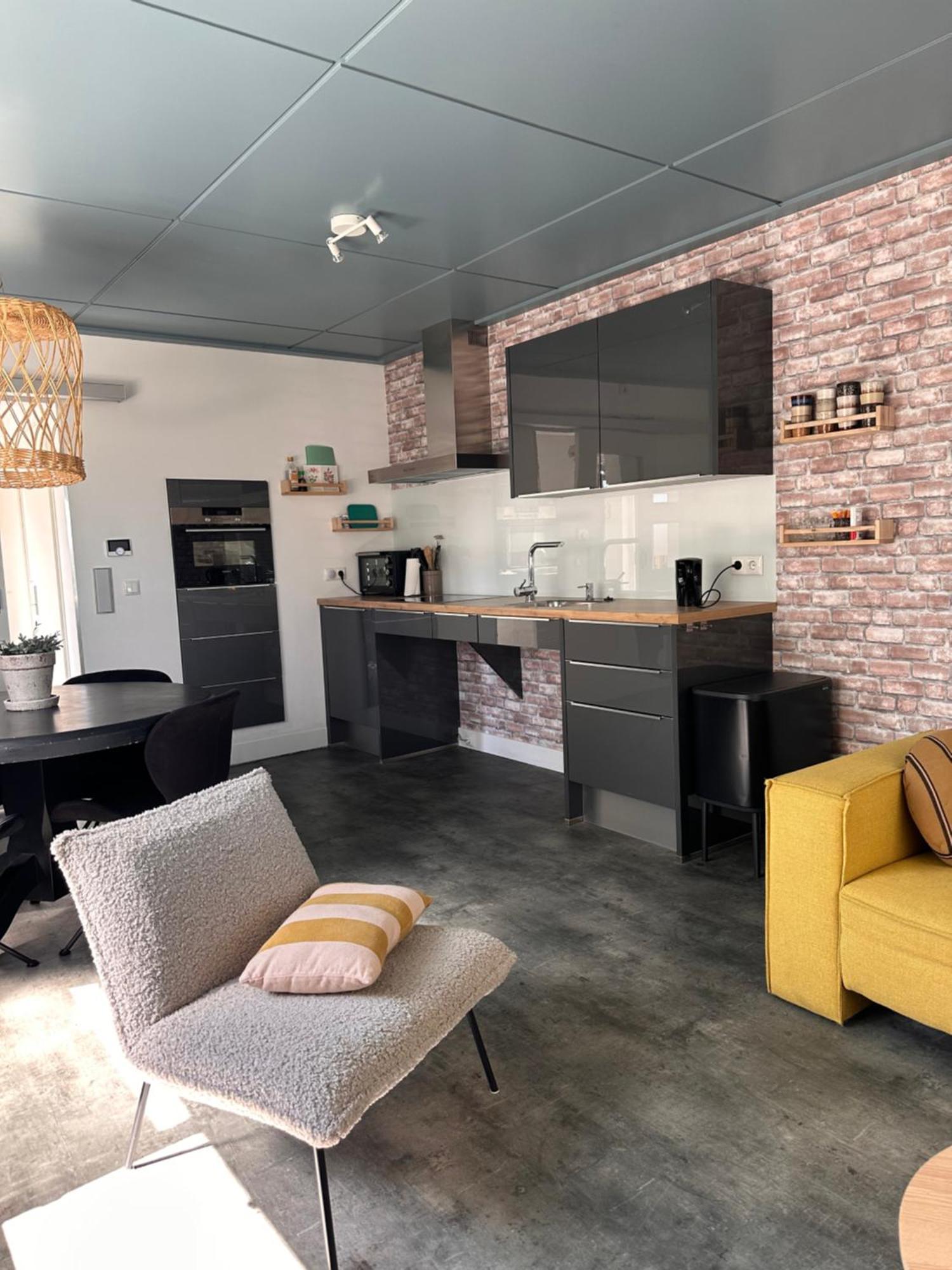 B&B Het Kleine Huisje Emmen Extérieur photo